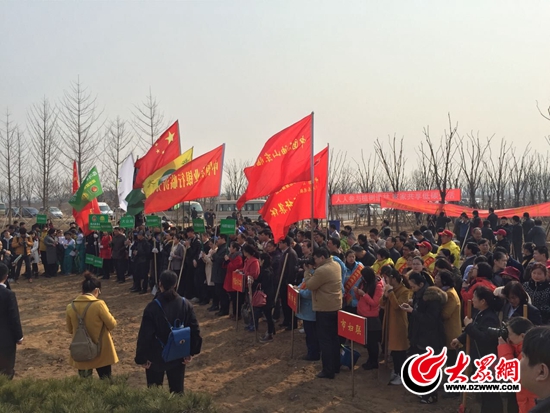 臨沂碳匯造林 500余人植樹節(jié)種下兩千余棵樹