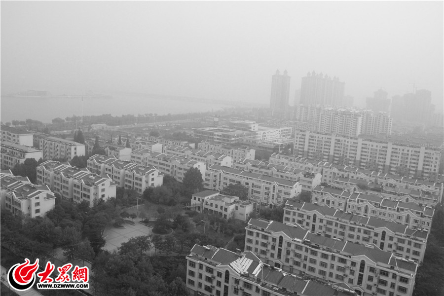 11霧埋下的臨沂 大眾網(wǎng)記者 滿健.jpg