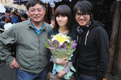 韓寒說選擇和投資人方勵(lì)(左)合作,是因?yàn)閷?duì)方能尊重他的決定。